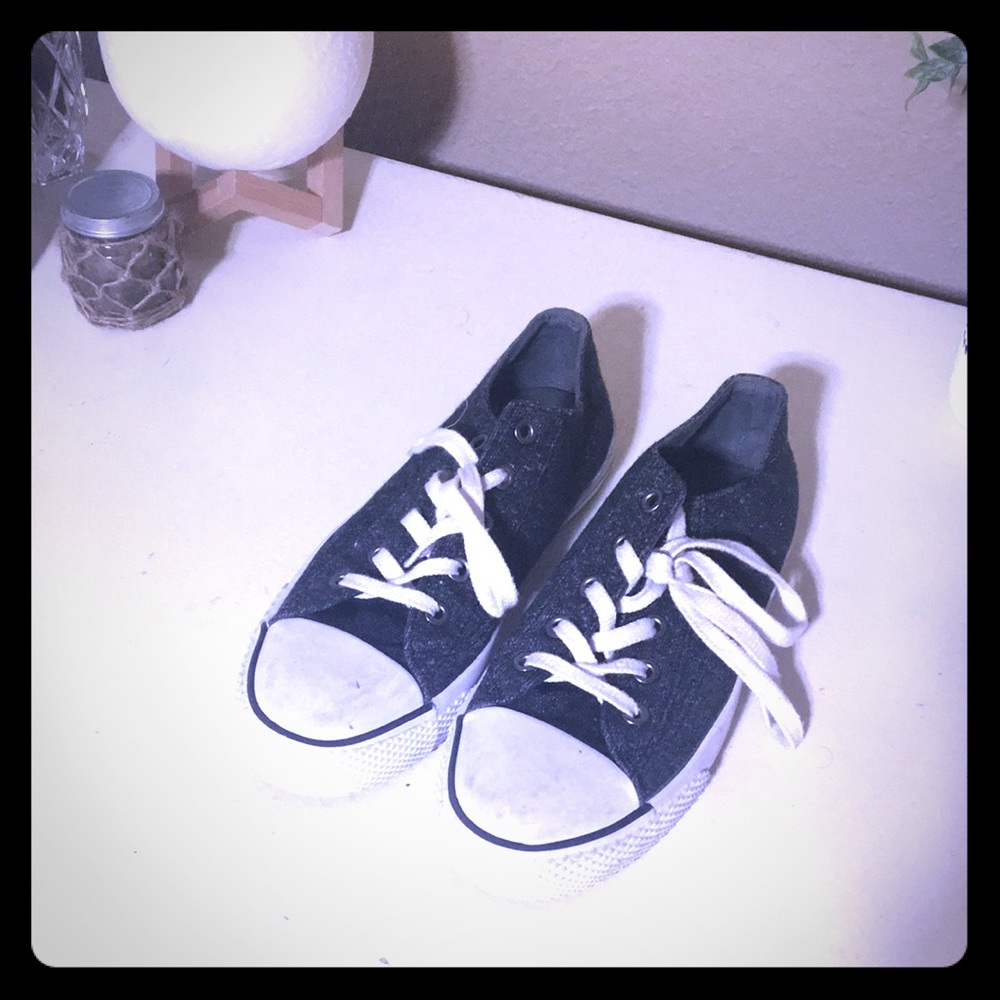 Airwalk Women’s Shoes
